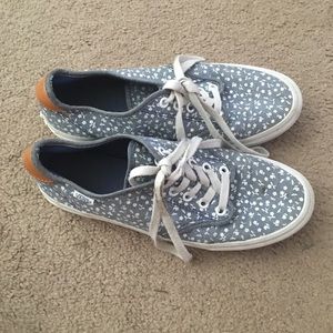 Size 7 Vans